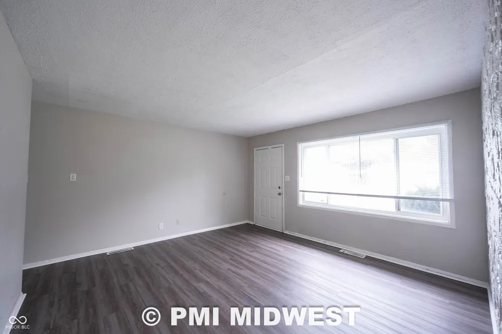 4939 Katherine Drive Indianapolis, IN 46226