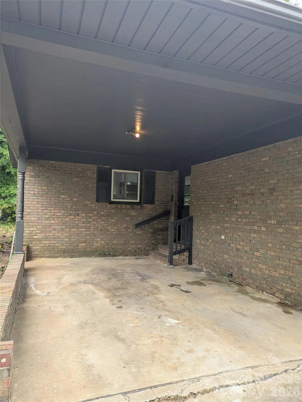 1002 Hemlock Drive Shelby, NC 28150