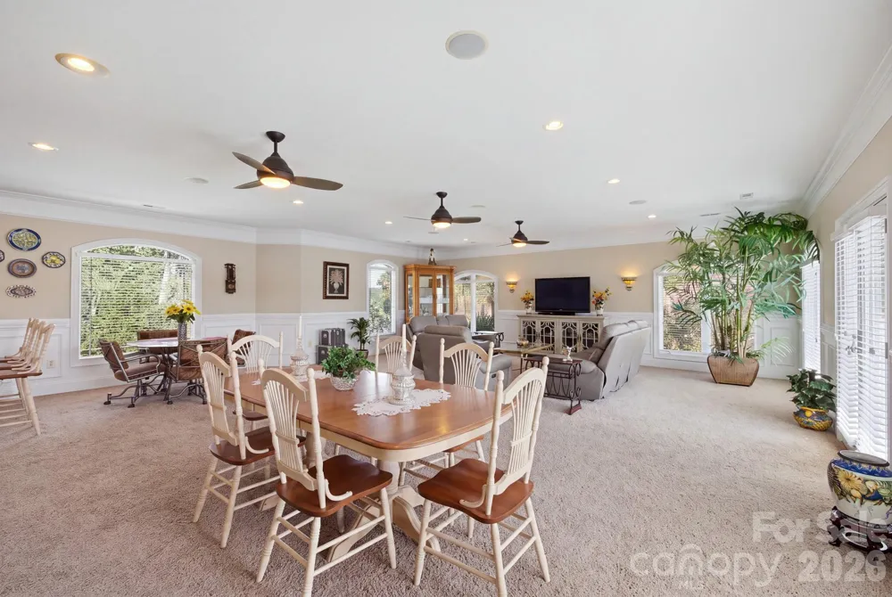 178 Mariner Pointe Lane Mooresville, NC 28117