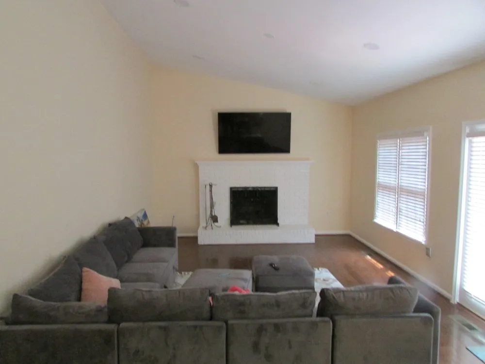 1009 WALES DRIVE La Plata, MD 20646