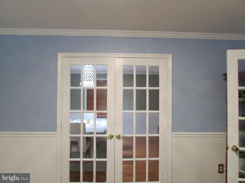 1009 WALES DRIVE La Plata, MD 20646