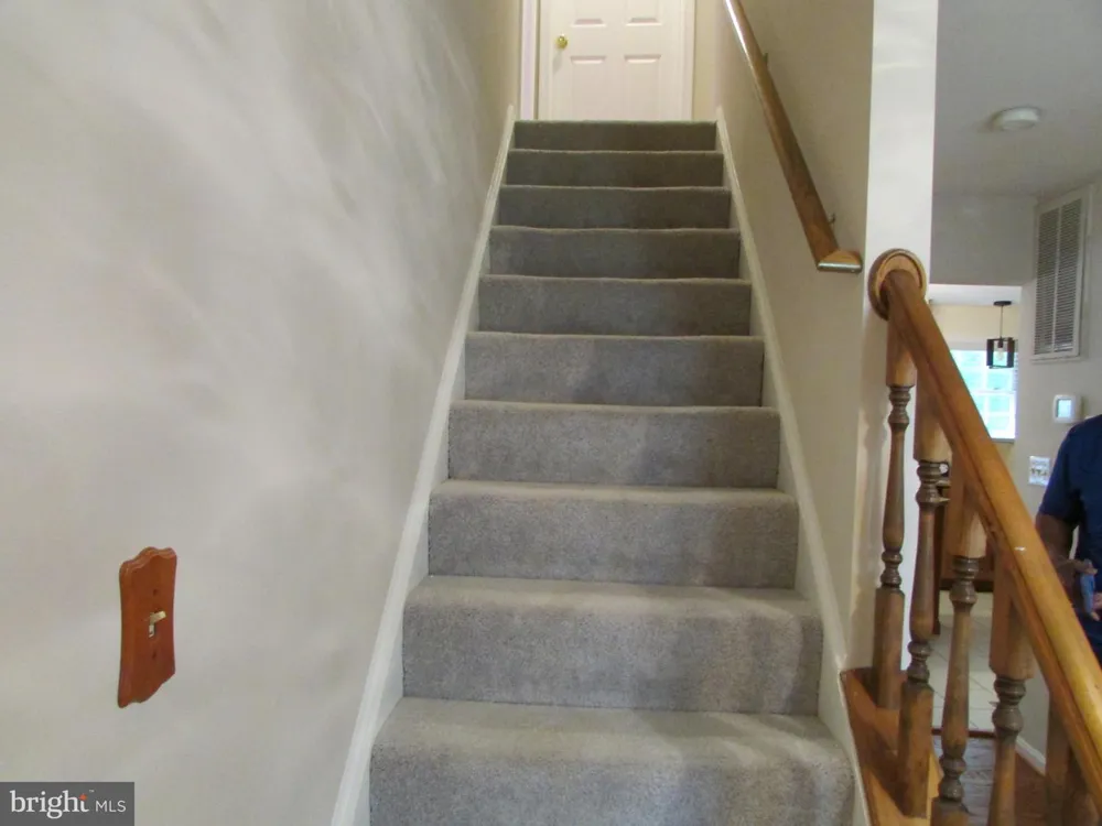 1009 WALES DRIVE La Plata, MD 20646