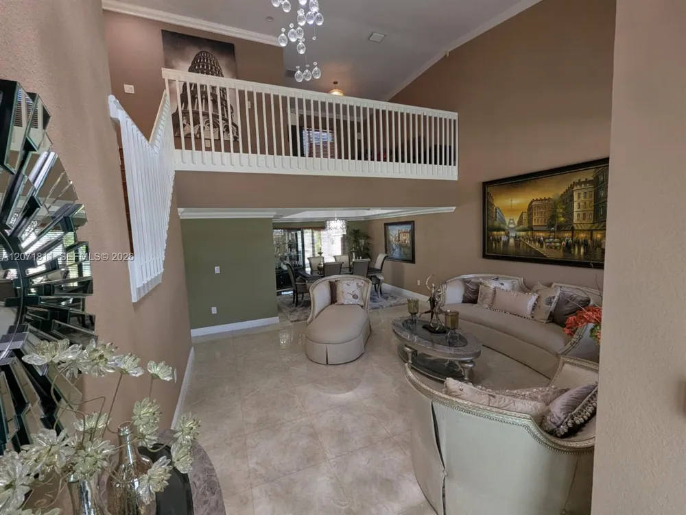 9352 SW 166th Ct Miami, FL 33196