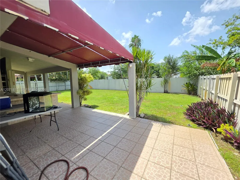 9352 SW 166th Ct Miami, FL 33196