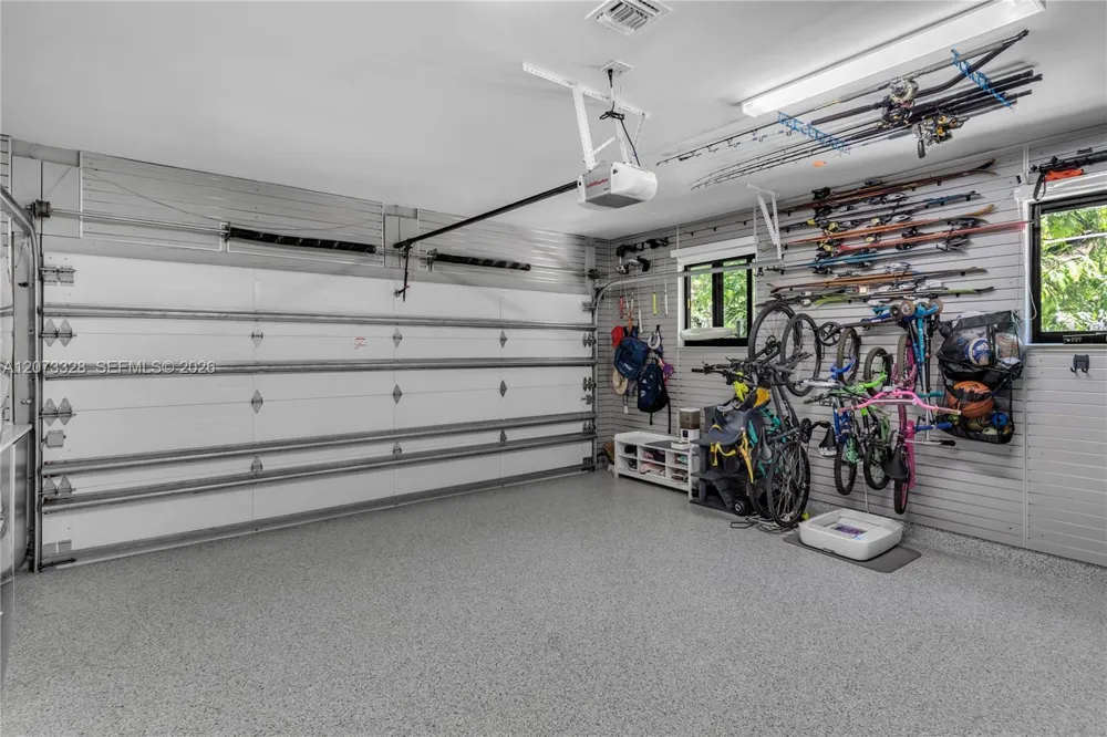 13400 SW 70th Ave Pinecrest, FL 33156