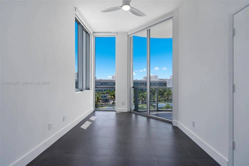 3029 NE 188th St #818 Aventura, FL 33180