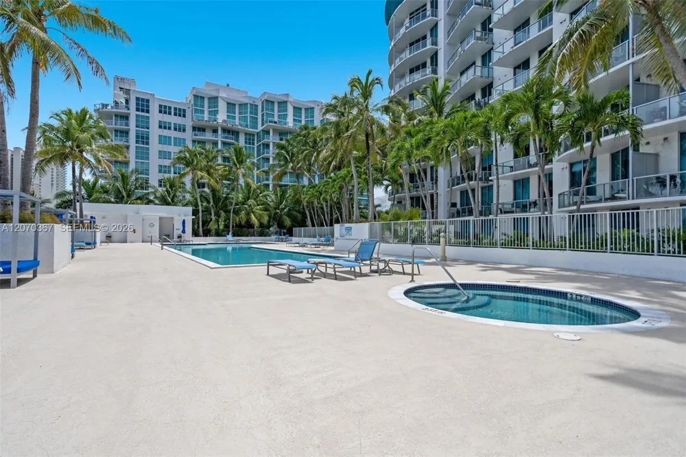 3029 NE 188th St #818 Aventura, FL 33180