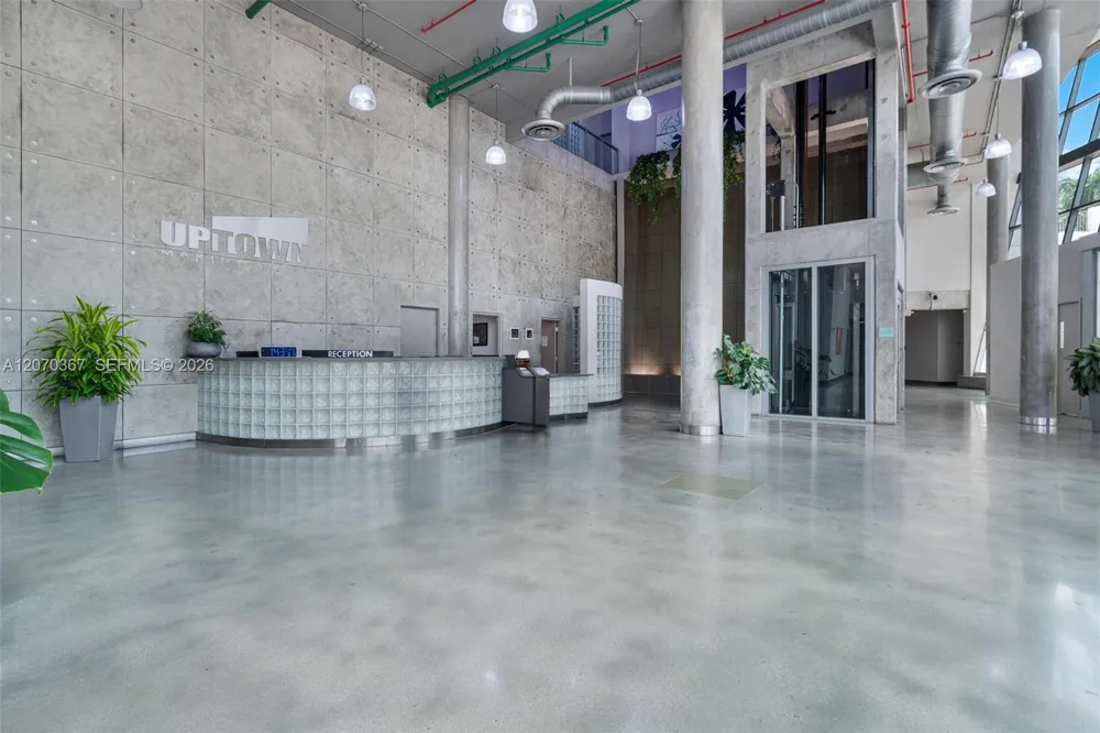 3029 NE 188th St #818 Aventura, FL 33180