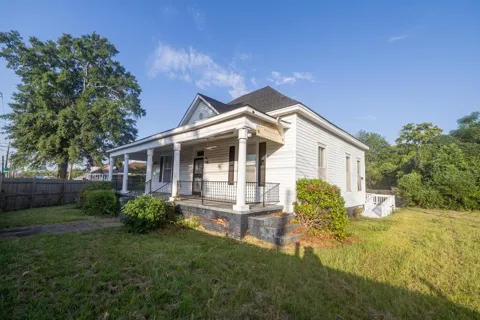 3001 Hamilton Road