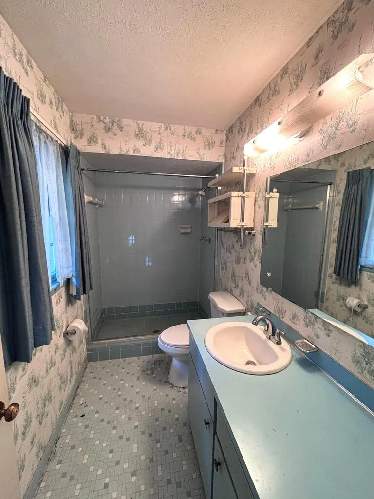 77 Humphrey Drive Columbus, GA 31907