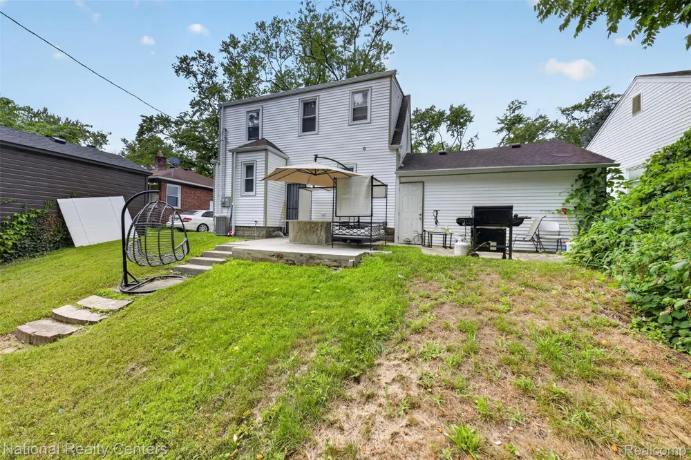 18656 Winston Street Detroit City, MI 48219