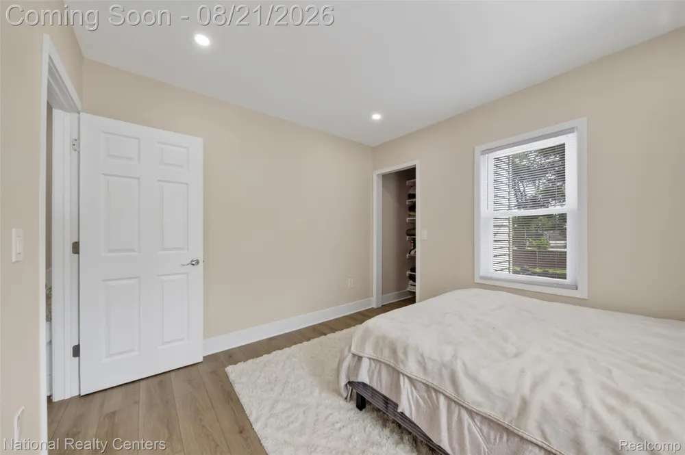 18656 Winston Street Detroit City, MI 48219
