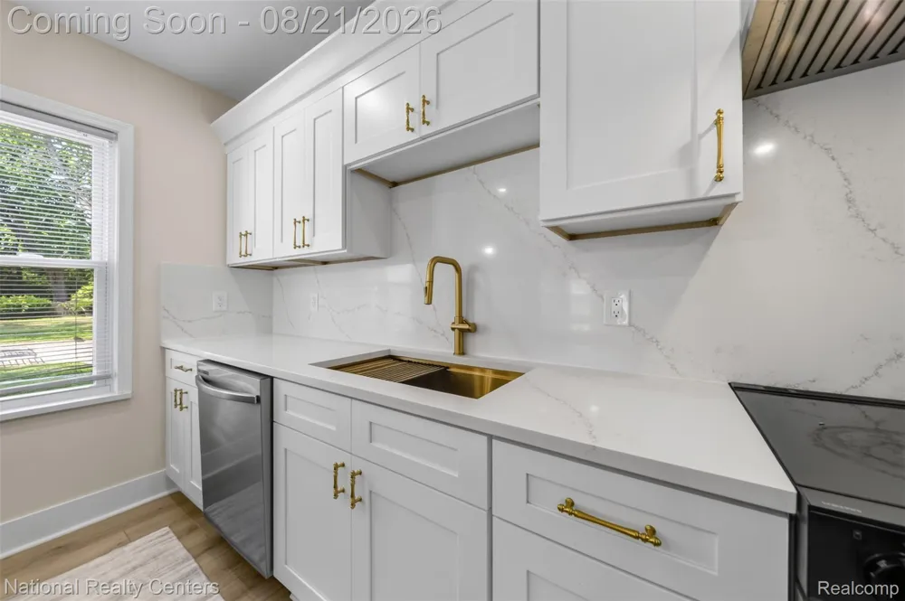 18656 Winston Street Detroit City, MI 48219