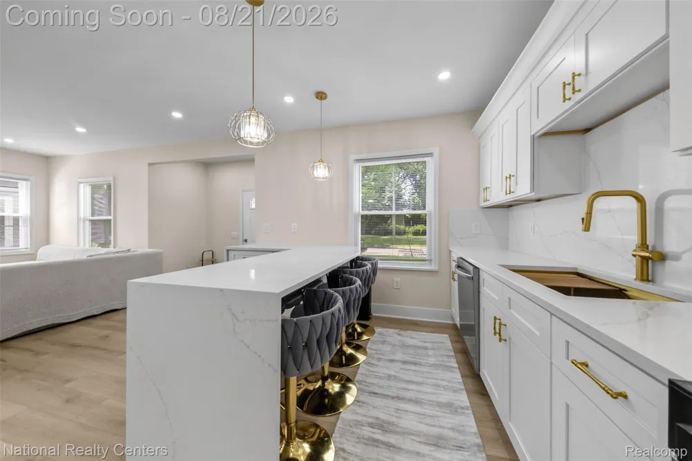 18656 Winston Street Detroit City, MI 48219