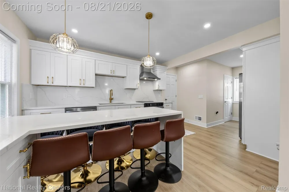 18656 Winston Street Detroit City, MI 48219