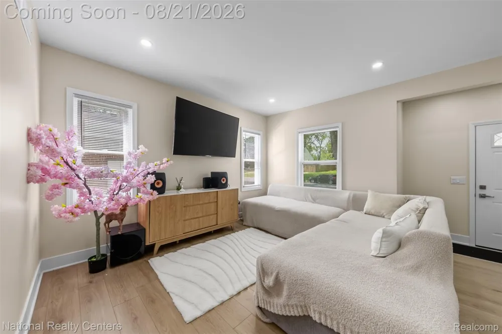 18656 Winston Street Detroit City, MI 48219