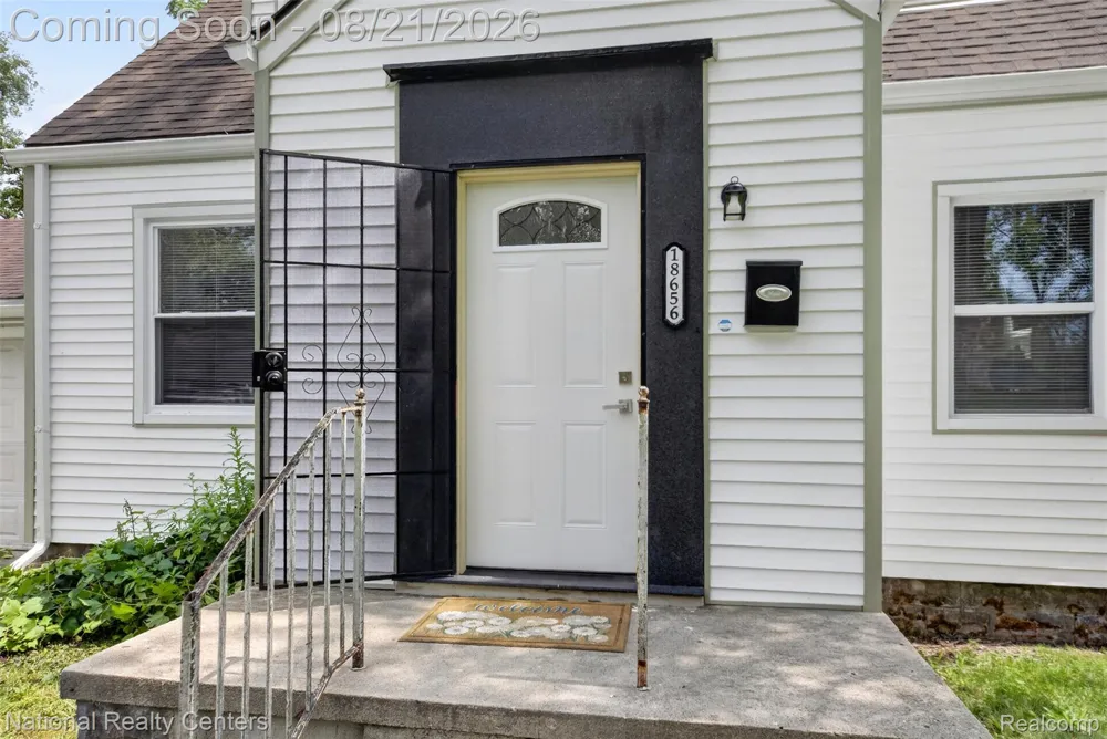 18656 Winston Street Detroit City, MI 48219