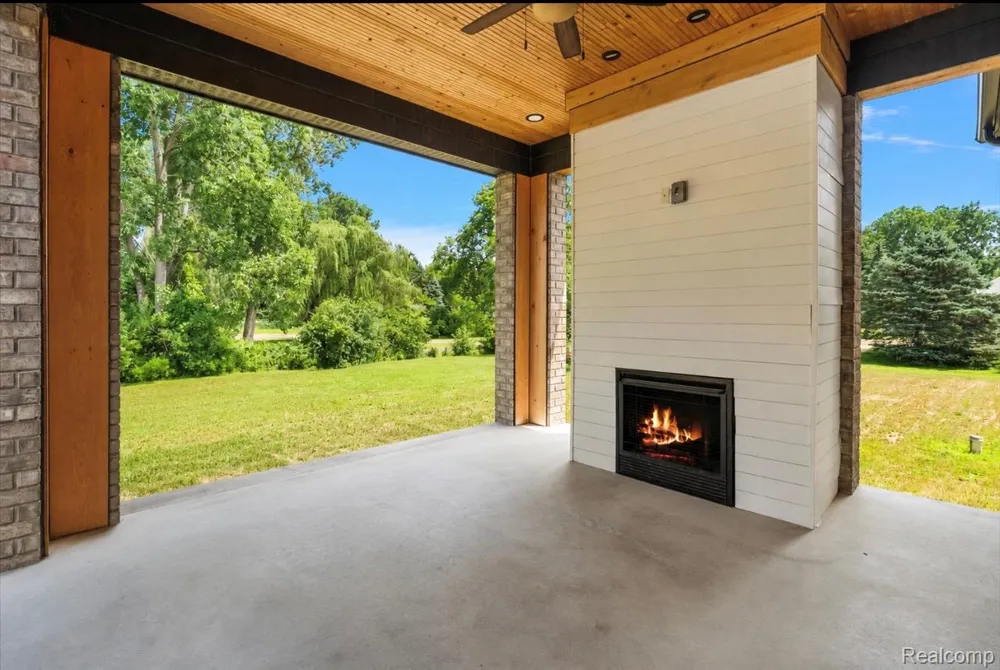 12721 27 Mile Road Washington Township, MI 48094