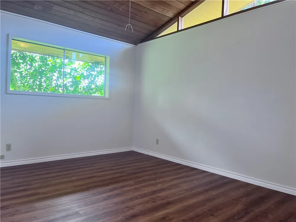 114 E Janin Circle Portland, TX 78374