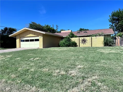 114 E Janin Circle