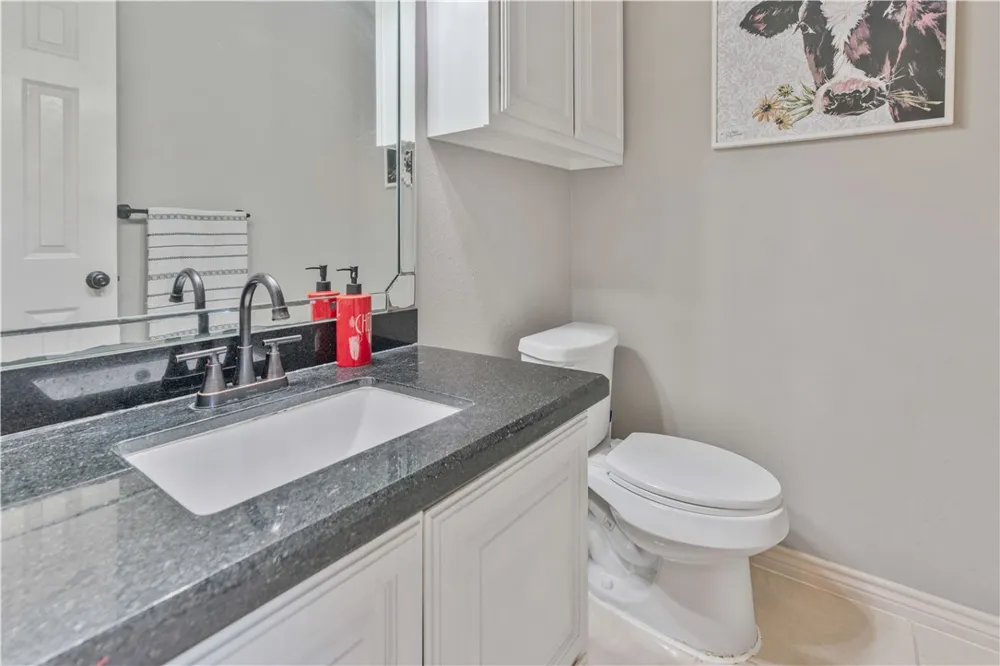 1424 Del Mar Drive Kingsville, TX 78363