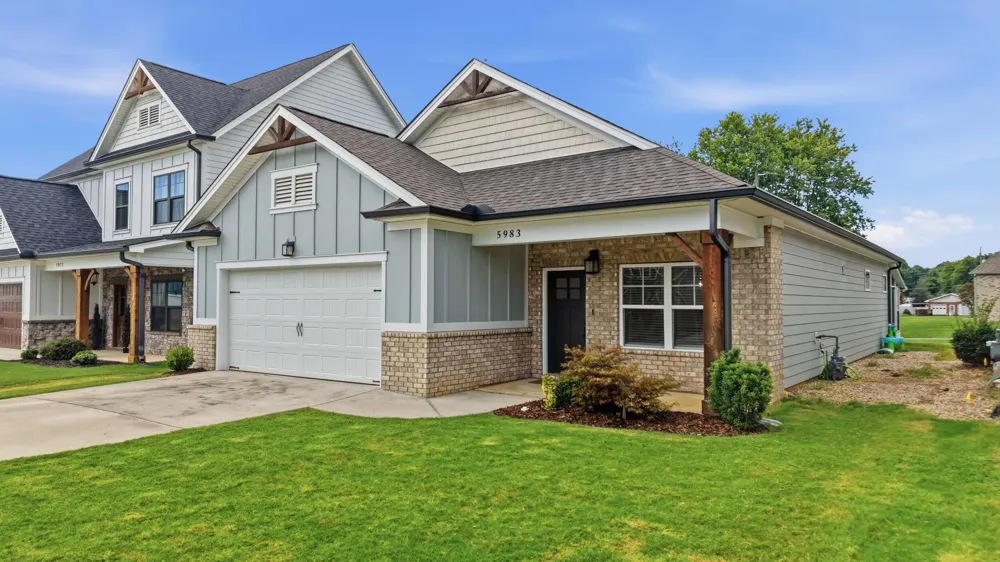 5983 Amber Valley Lane Hixson, TN 37343
