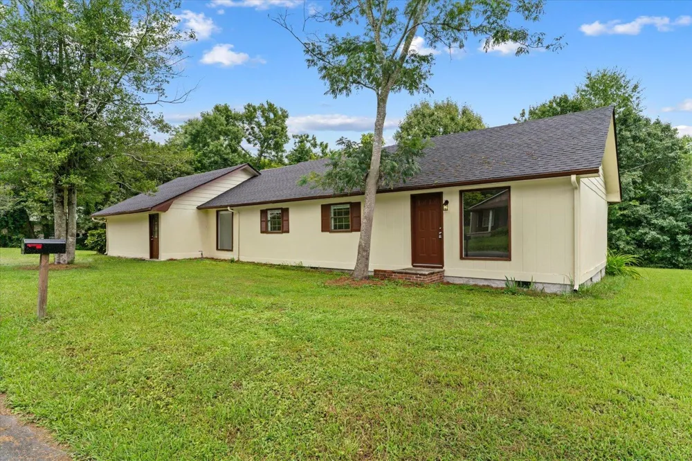 1825 Lawson Avenue Dalton, GA 30720