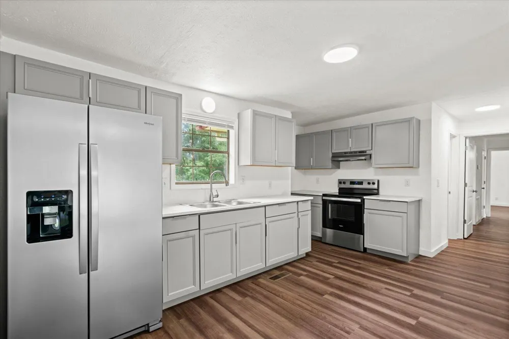 1825 Lawson Avenue Dalton, GA 30720