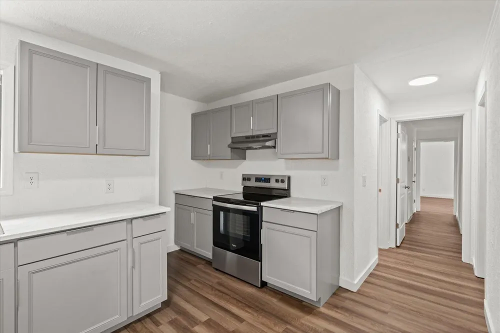 1825 Lawson Avenue Dalton, GA 30720