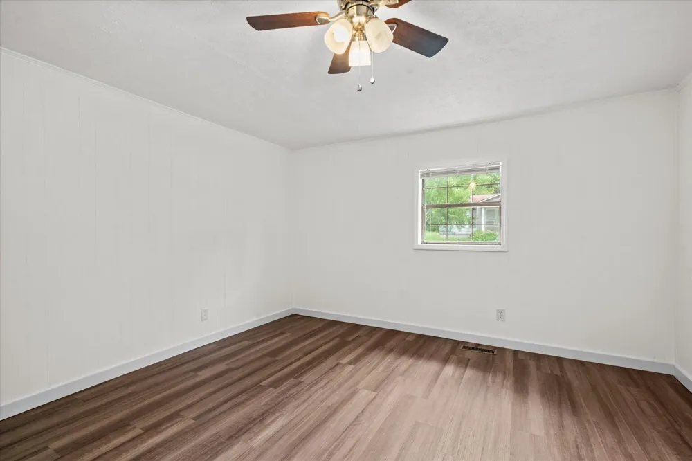 1825 Lawson Avenue Dalton, GA 30720