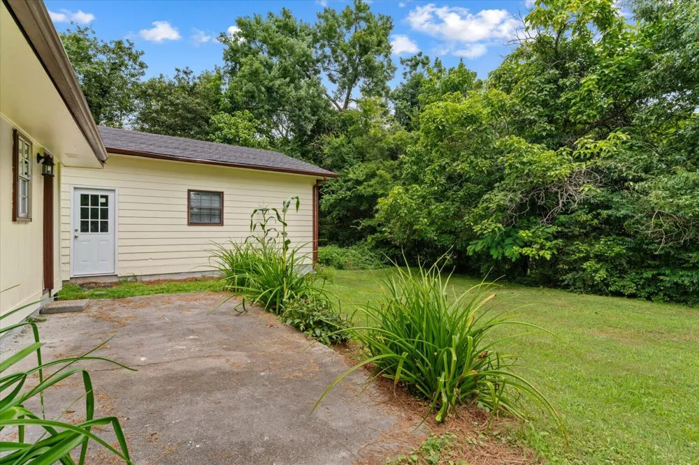 1825 Lawson Avenue Dalton, GA 30720
