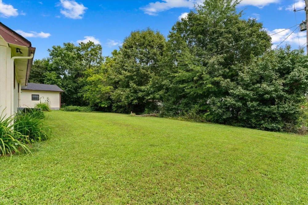 1825 Lawson Avenue Dalton, GA 30720