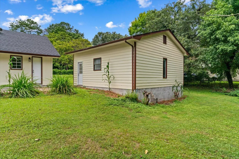 1825 Lawson Avenue Dalton, GA 30720