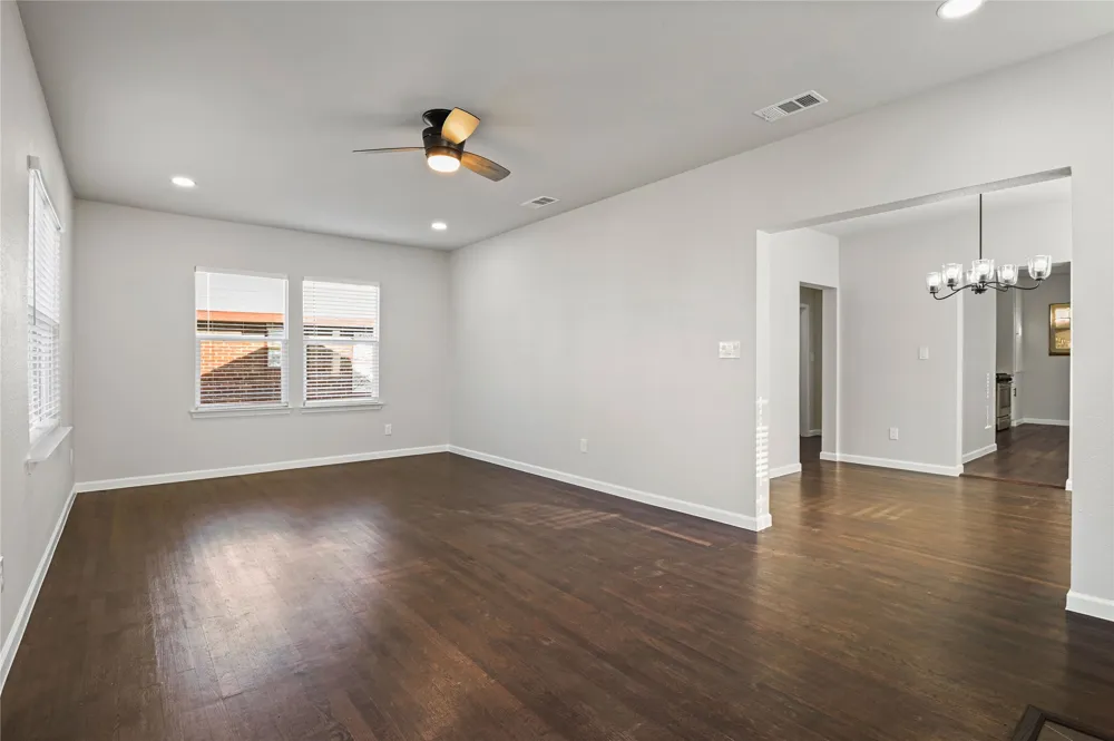 820 W College Street Sherman, TX 75092