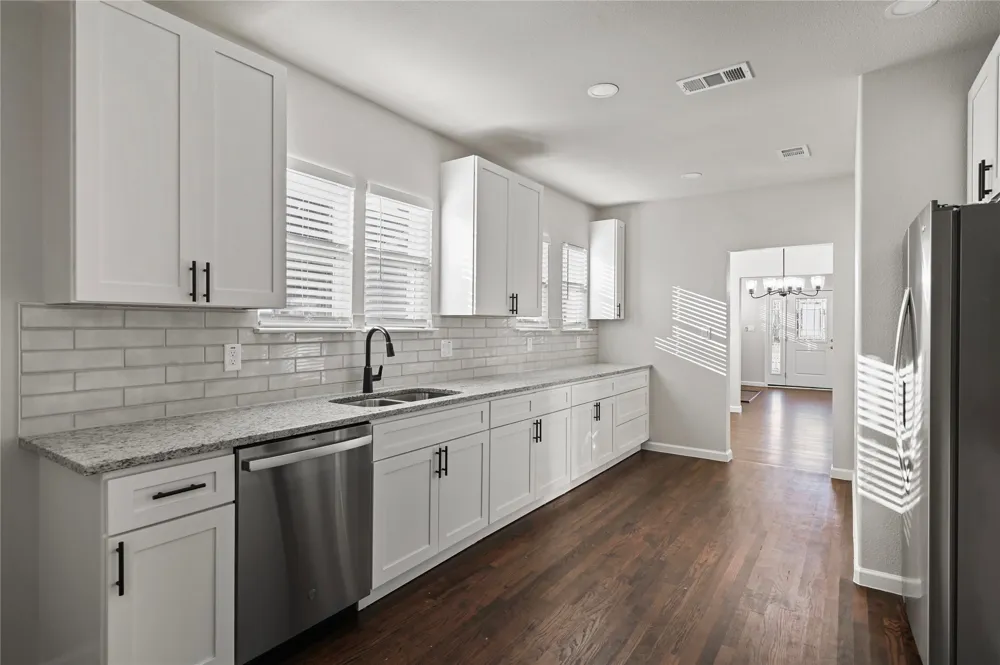 820 W College Street Sherman, TX 75092