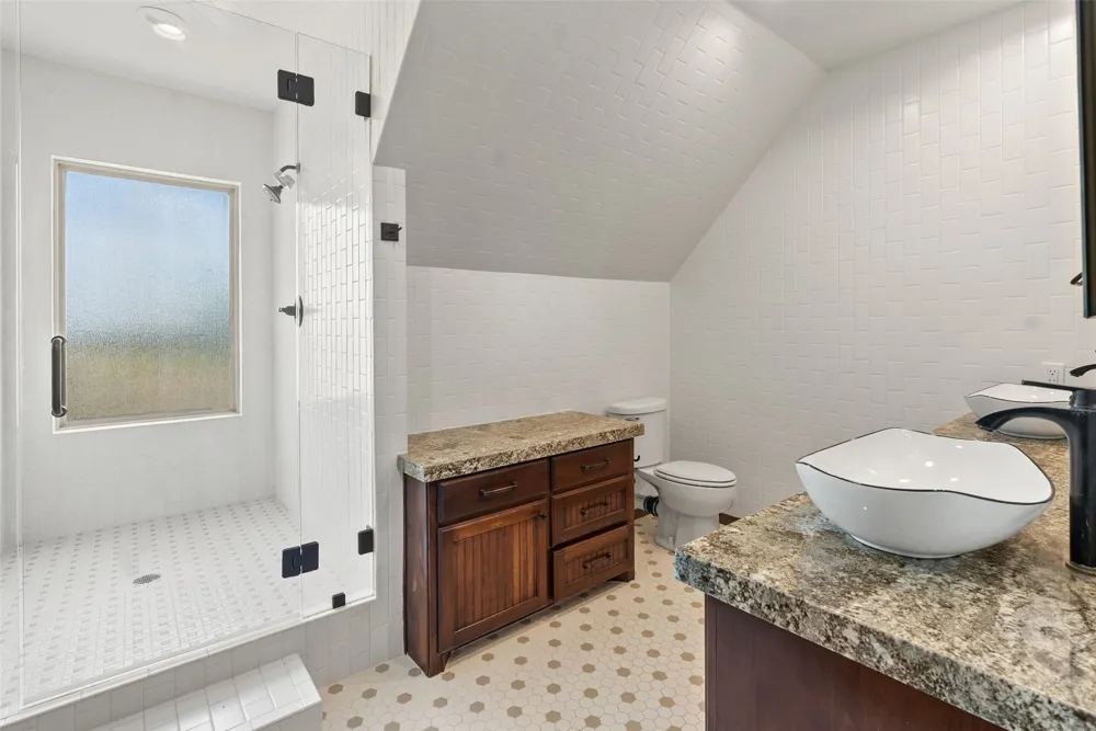 894 Blue Cut Road McGregor, TX 76657
