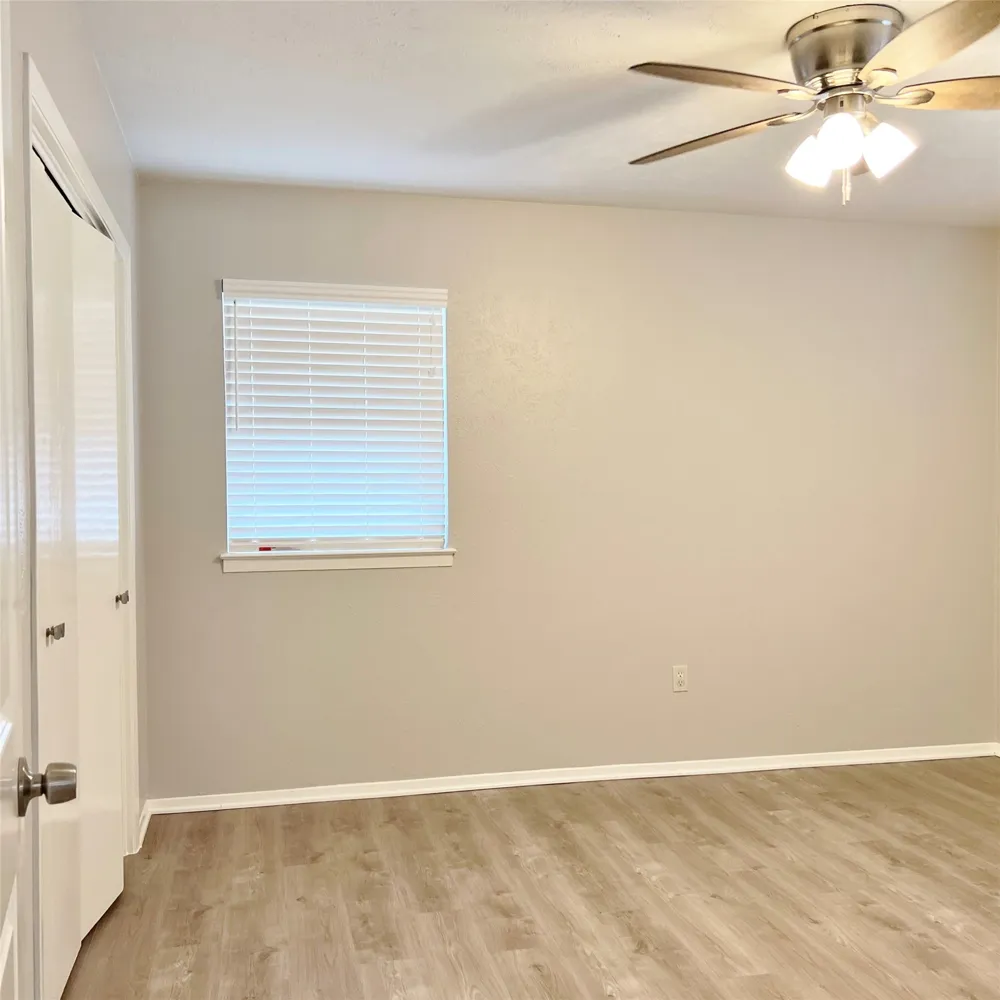1420 Hillside Drive Midlothian, TX 76065