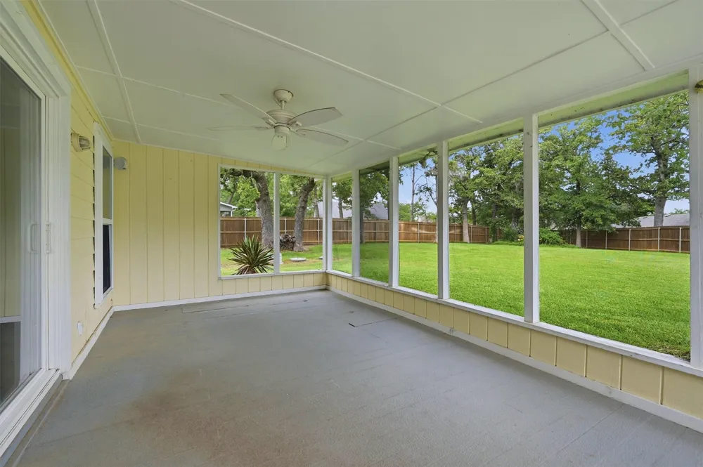 103 Seminole Drive Gainesville, TX 76240