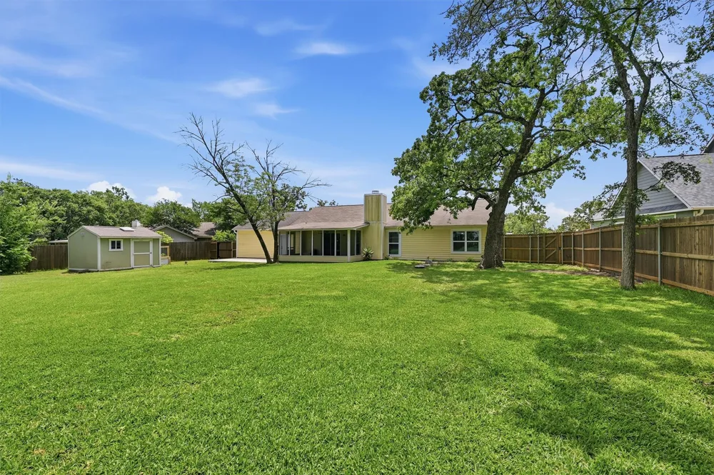 103 Seminole Drive Gainesville, TX 76240