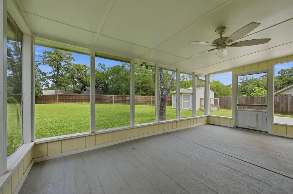 103 Seminole Drive Gainesville, TX 76240