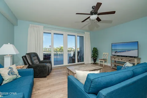 9860 S Thomas Drive #119