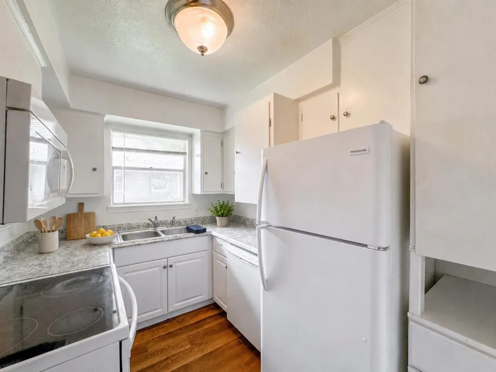 4537 Dakota Street #4 Dickinson, TX 77539