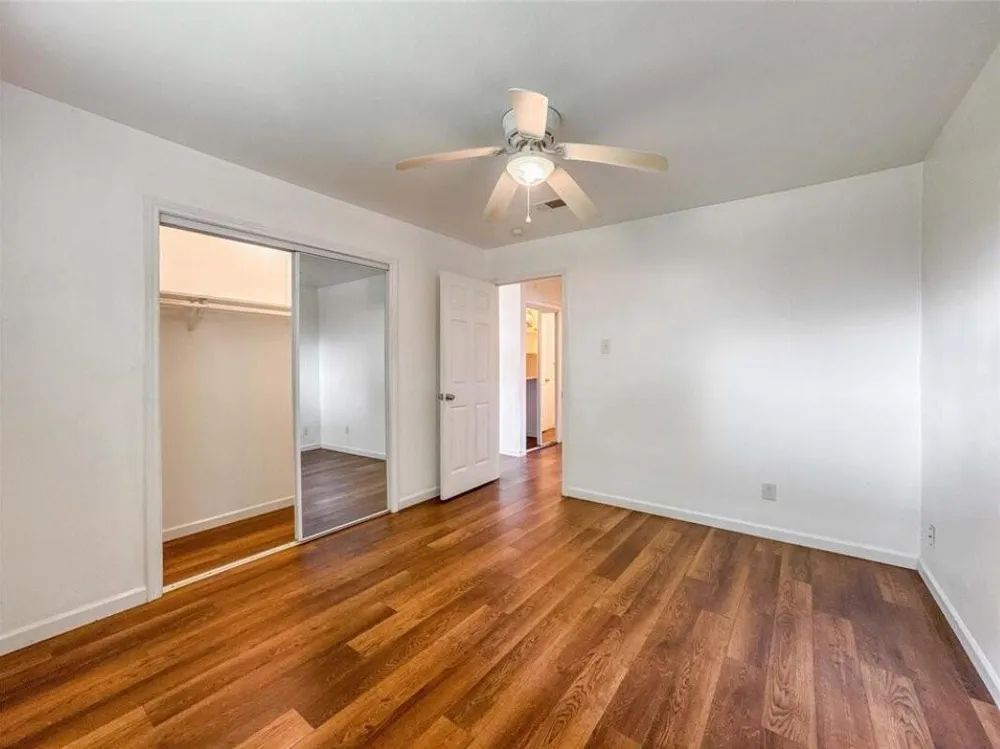 4537 Dakota Street #4 Dickinson, TX 77539