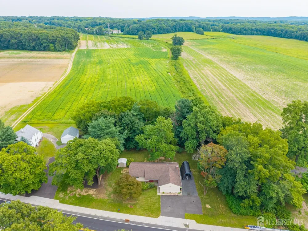 129 Cottrell Road Old Bridge, NJ 07747
