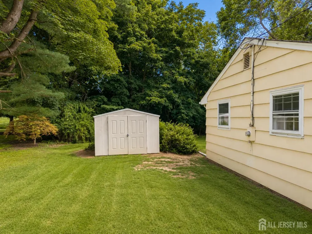 129 Cottrell Road Old Bridge, NJ 07747