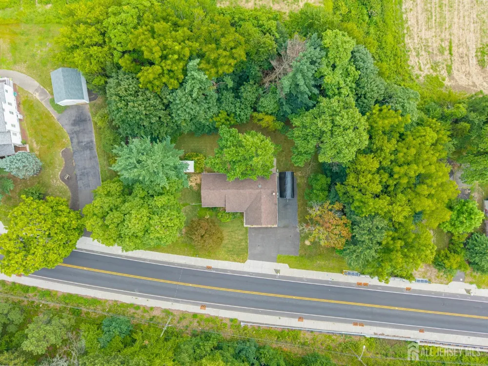129 Cottrell Road Old Bridge, NJ 07747