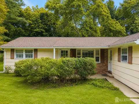 129 Cottrell Road