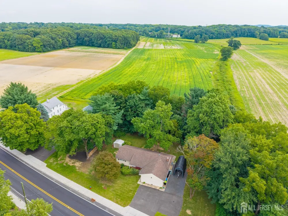 129 Cottrell Road Old Bridge, NJ 07747