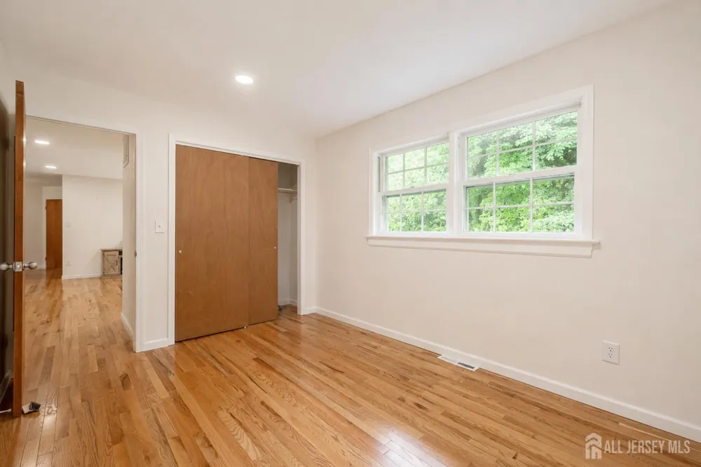 129 Cottrell Road Old Bridge, NJ 07747