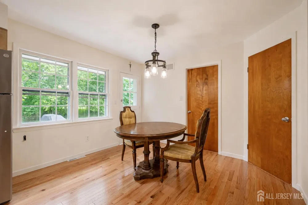 129 Cottrell Road Old Bridge, NJ 07747